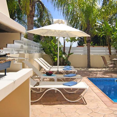Nissi Sapphire Villa Ajía Nápa Kültér fotó