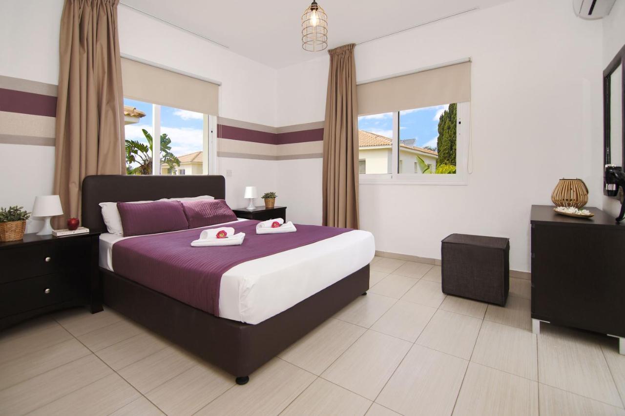 Nissi Sapphire Villa Ajía Nápa Kültér fotó
