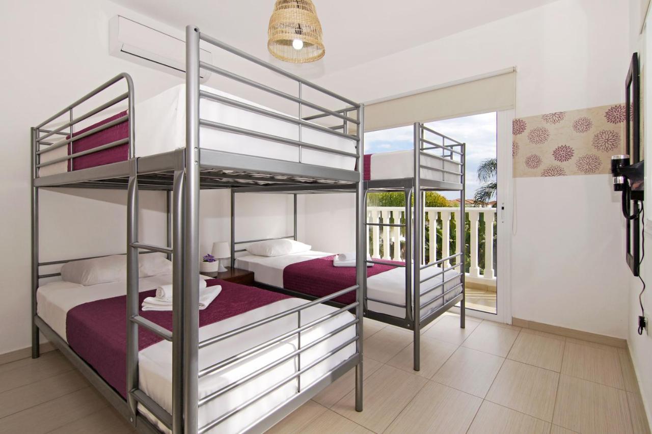 Nissi Sapphire Villa Ajía Nápa Kültér fotó