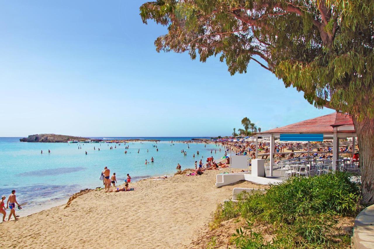Nissi Sapphire Villa Ajía Nápa Kültér fotó