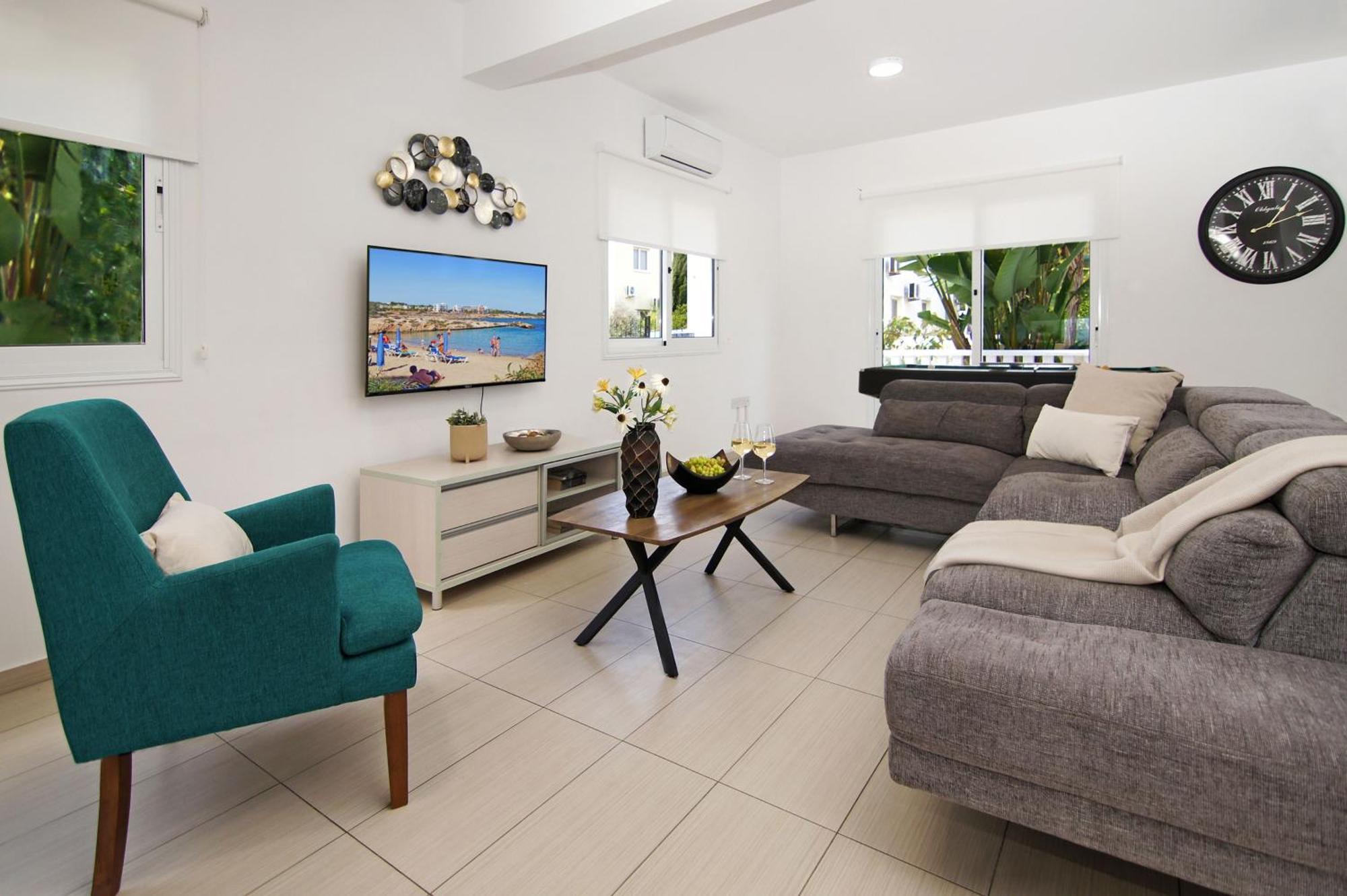 Nissi Sapphire Villa Ajía Nápa Kültér fotó
