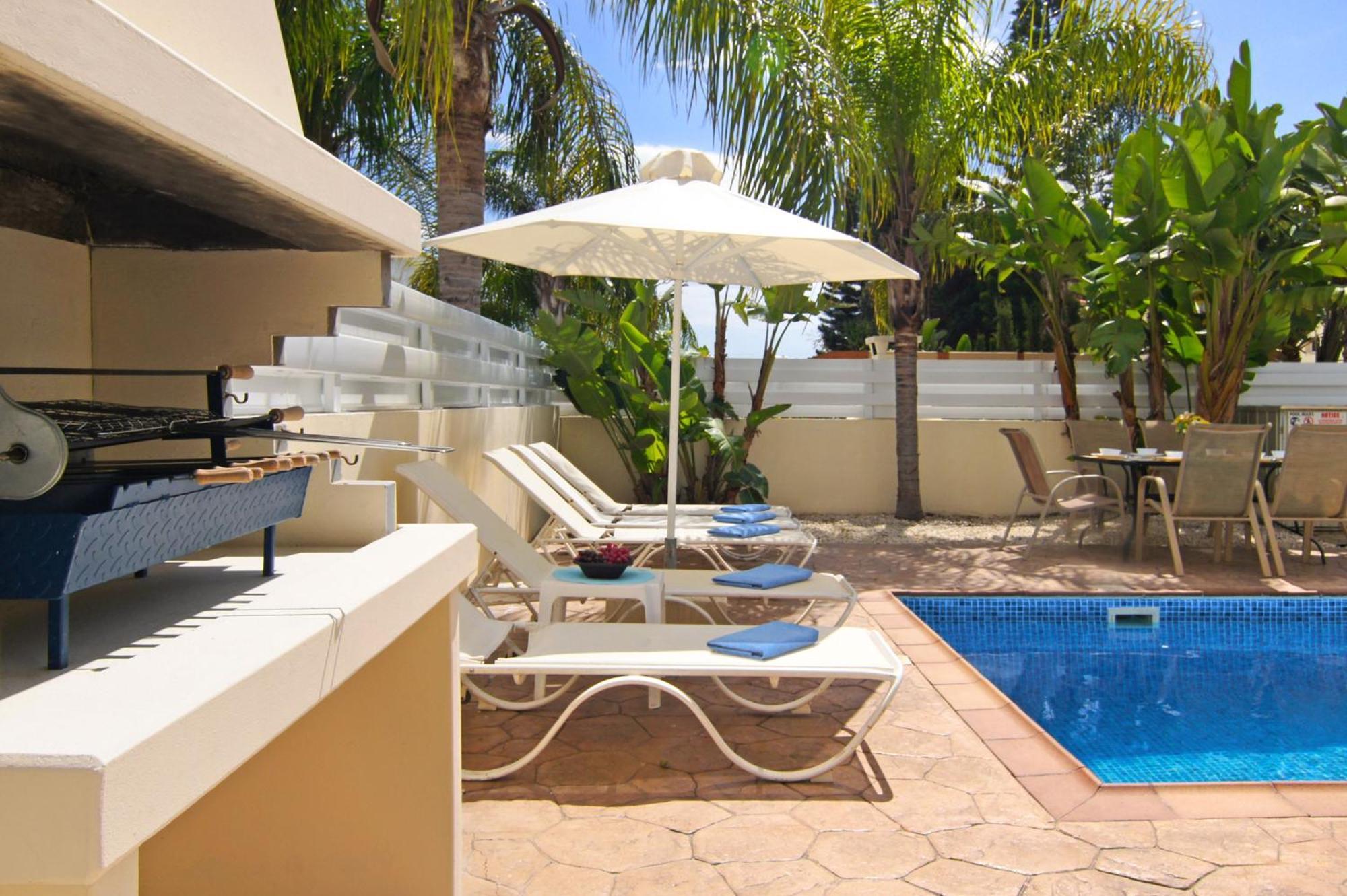 Nissi Sapphire Villa Ajía Nápa Kültér fotó