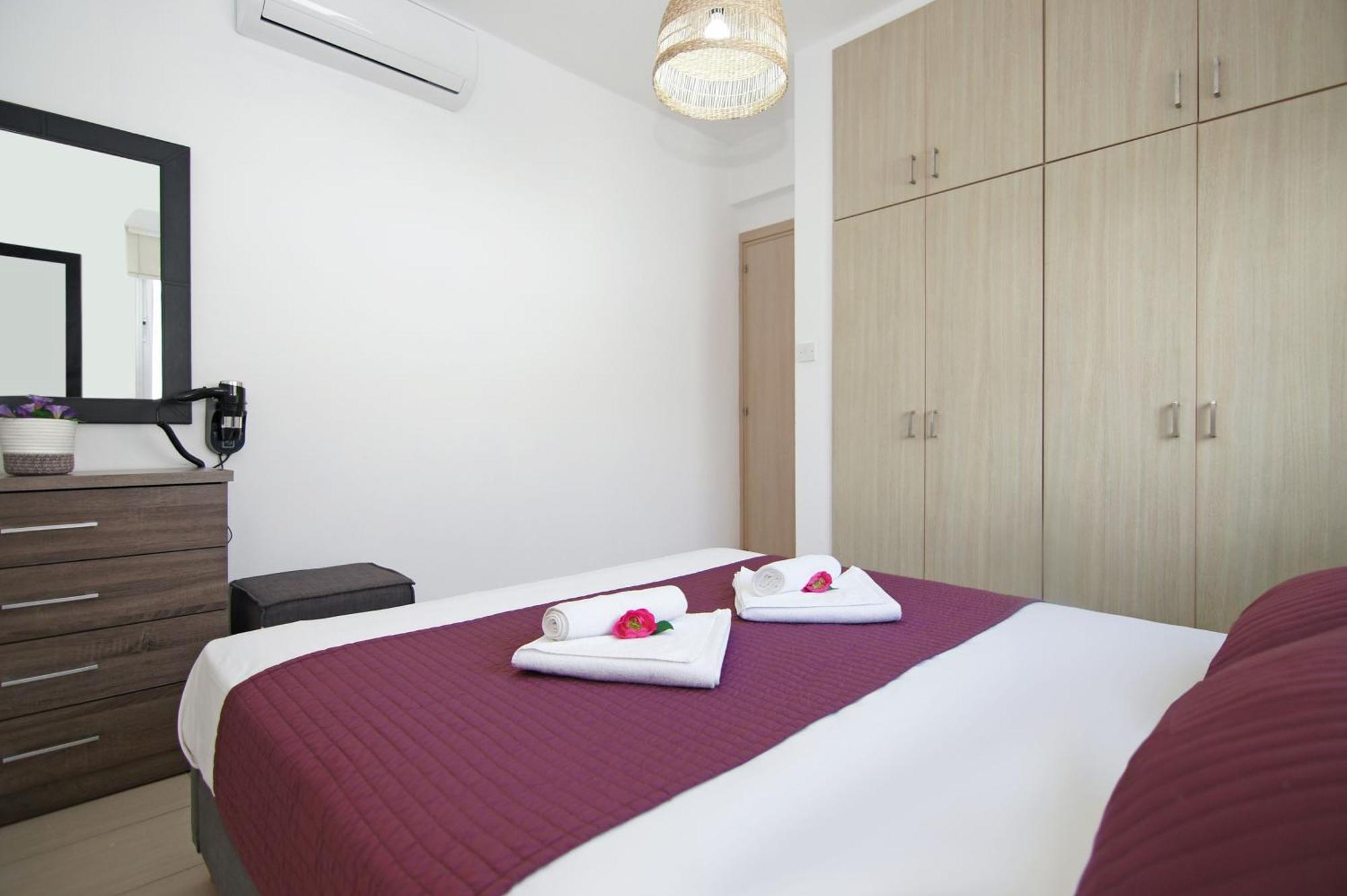 Nissi Sapphire Villa Ajía Nápa Kültér fotó