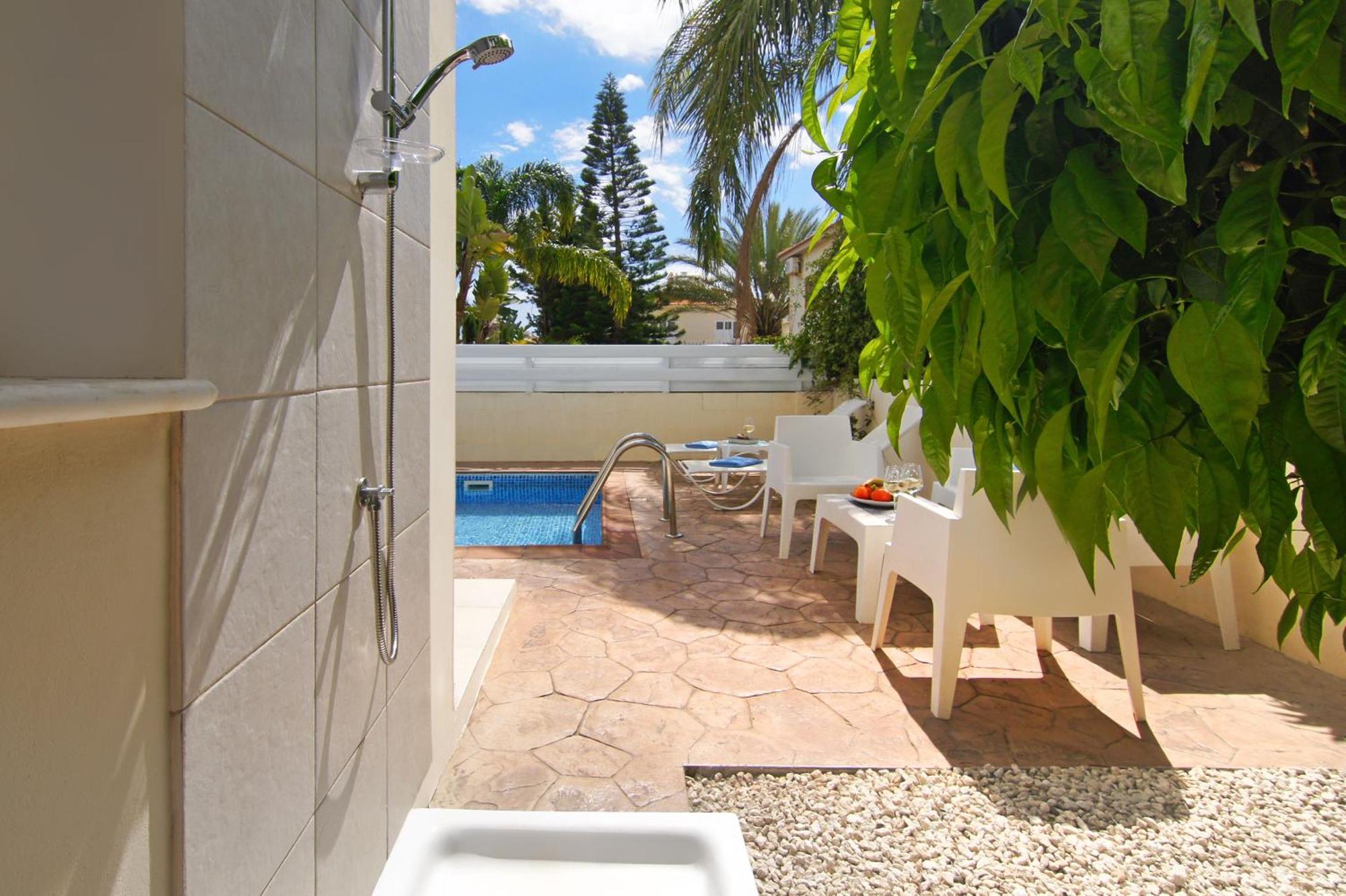 Nissi Sapphire Villa Ajía Nápa Kültér fotó